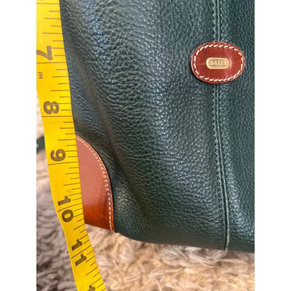 Vintage Bally leather two-tone shoulder  crossbody bag  with brown trim